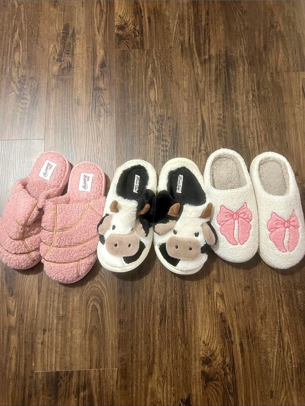 H-E-B Brand Shop H-E-B Bakery Pink Concha Slippers
